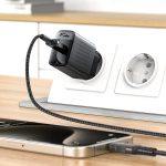 شارژر دیواری Acefast A102 با فناوری GaN، توان 30 وات PD و خروجی USB-C؛ کوچک، سبک و قدرتمند برای شارژ سریع گوشی، تبلت و لپ‌تاپ‌های سبک.